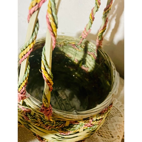 Woven vintage Green basket Spiral Handle 12” Tall beautiful accents - Picture 4 of 7